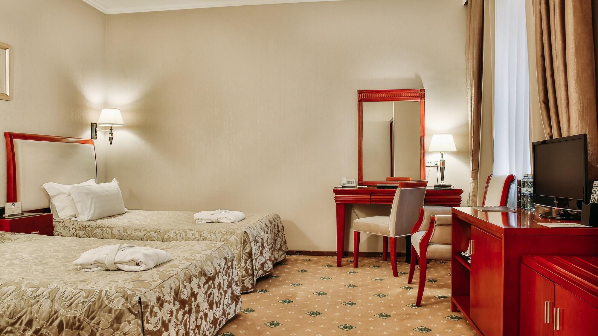 Goldman Empire Hotell Astana Exteriör bild
